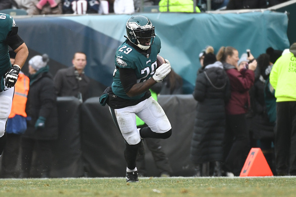 Eagles finalizaron líderes