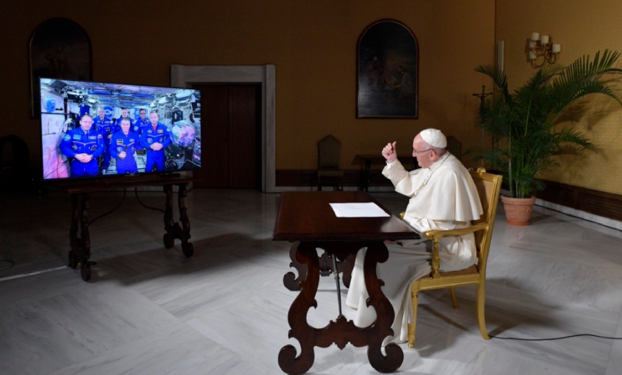 El Papa Francisco platicó con la tripulación de Estación Espacial, Papa Francisco, Papa espacio, Tripulación Espacial, Espacio, Estación Espacial Internacional, Vaticano