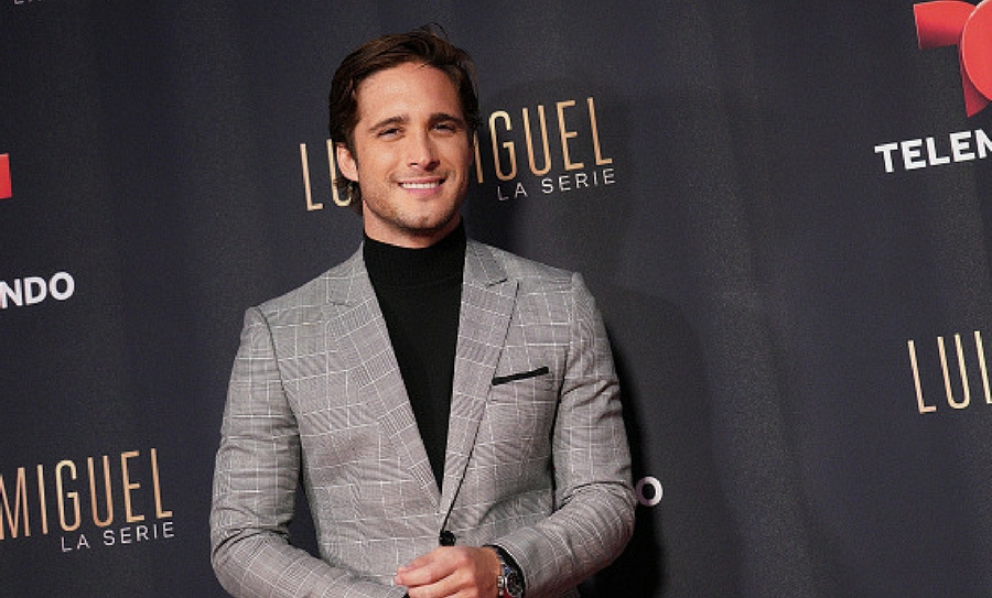 Boneta no puede dejar de ser Luis Miguel