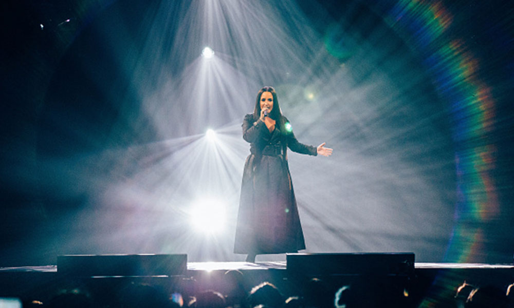 Demi Lovato está “despierta”