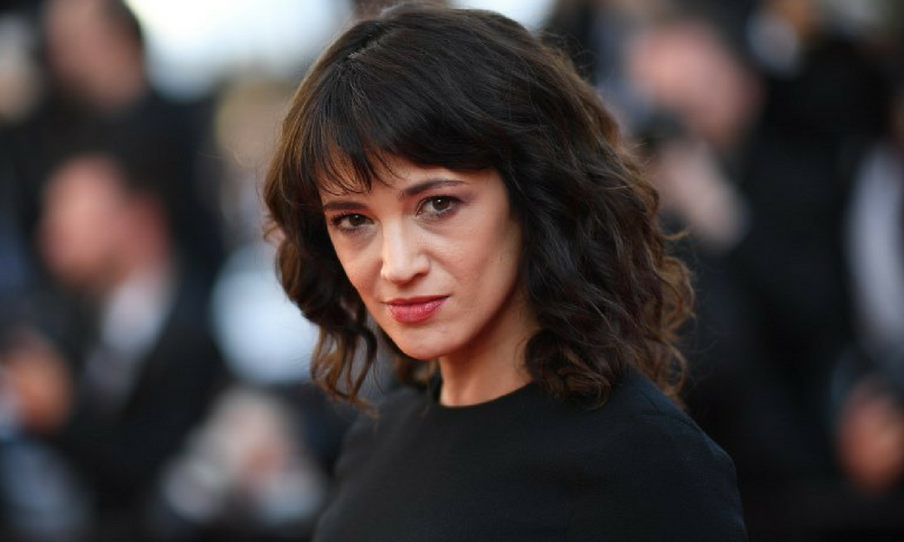 Asia Argento fue denunciada por agresión sexual