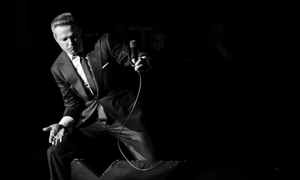 Luis Miguel no cantará el himno
