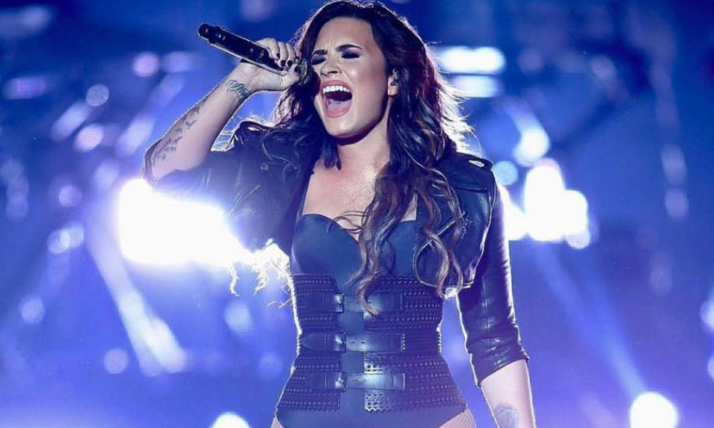 Demi Lovato podría perder la voz
