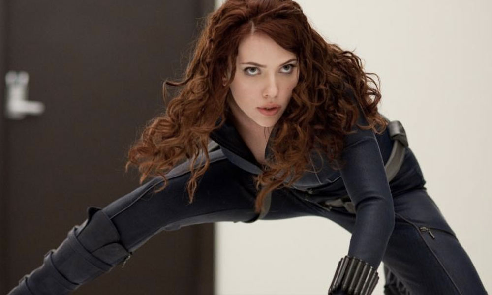 Scarlett Johansson iguala el sueldo