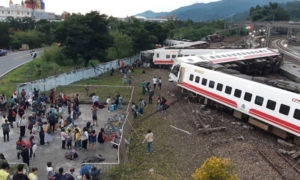 Descarrilamiento de tren en Taiwán