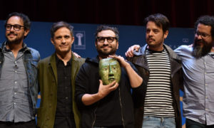 Gael García se volvió ladrón arqueológico