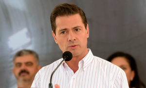 Golpe en la cabeza de Peña Nieto