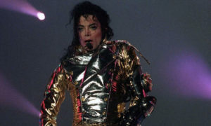 Chamarra que Michael Jackson usó en su gira ‘Bad’