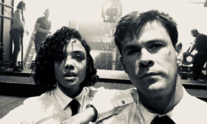 Tessa Thompson y Chris Hemsworth