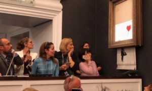 Obra de Banksy se autodestruyó