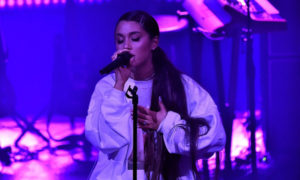 Ariana Grande vuelve