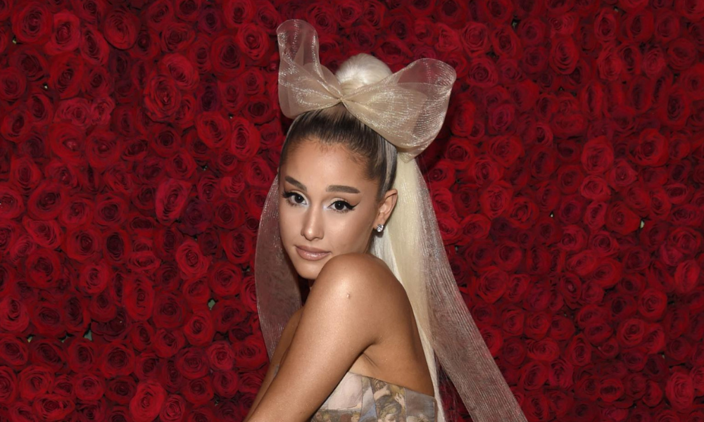 Ariana Grande como la ‘Mujer del Año’