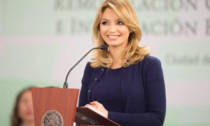 Angélica Rivera reapareció sin maquillaje