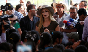 Paris Hilton en Xochimilco