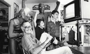 Stan-Lee-playing-Spider-Man-on-Atari-2600-1982