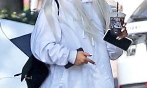 EXC Ariana Grande