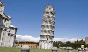Torre de Pisa está menos inclinada