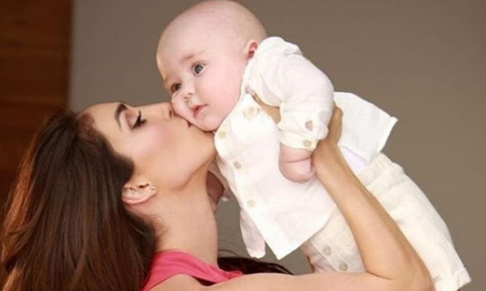 Anahí revela controversial tratamiento