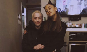 Ariana Grande cubrió su tatuaje
