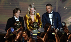 pedirle a Ada Hegerberg bailar twerking