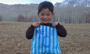 El niño ‘Messi’ afgano