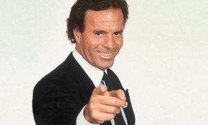 50 años de carrera de Julio Iglesias