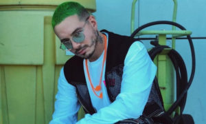 J Balvin cambió de look