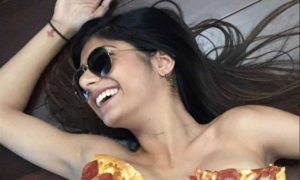 Mia Khalifa anunció atrevido calendario 2019