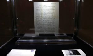 Venden carta de Einstein
