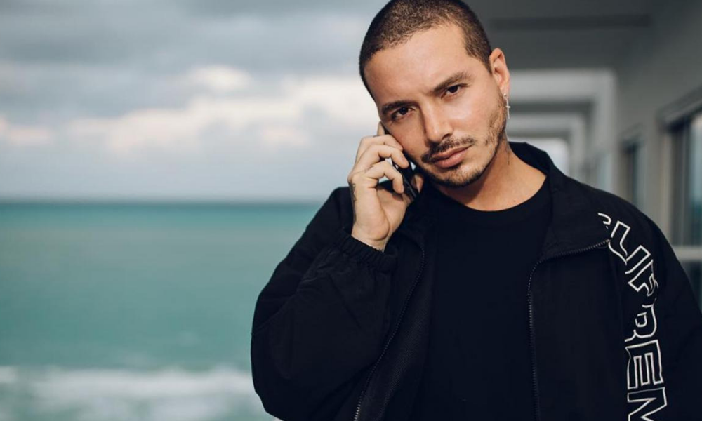 nuevo look de J Balvin