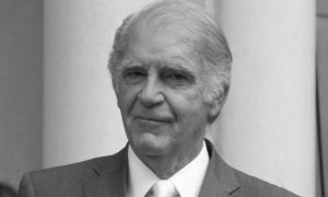 Fernando Luján falleció
