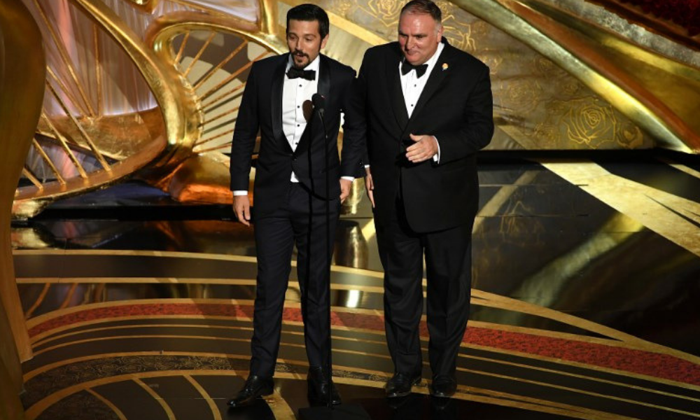 Diego Luna habló en español en los Oscar