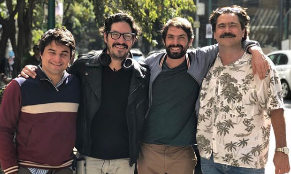 'Como novio de pueblo'