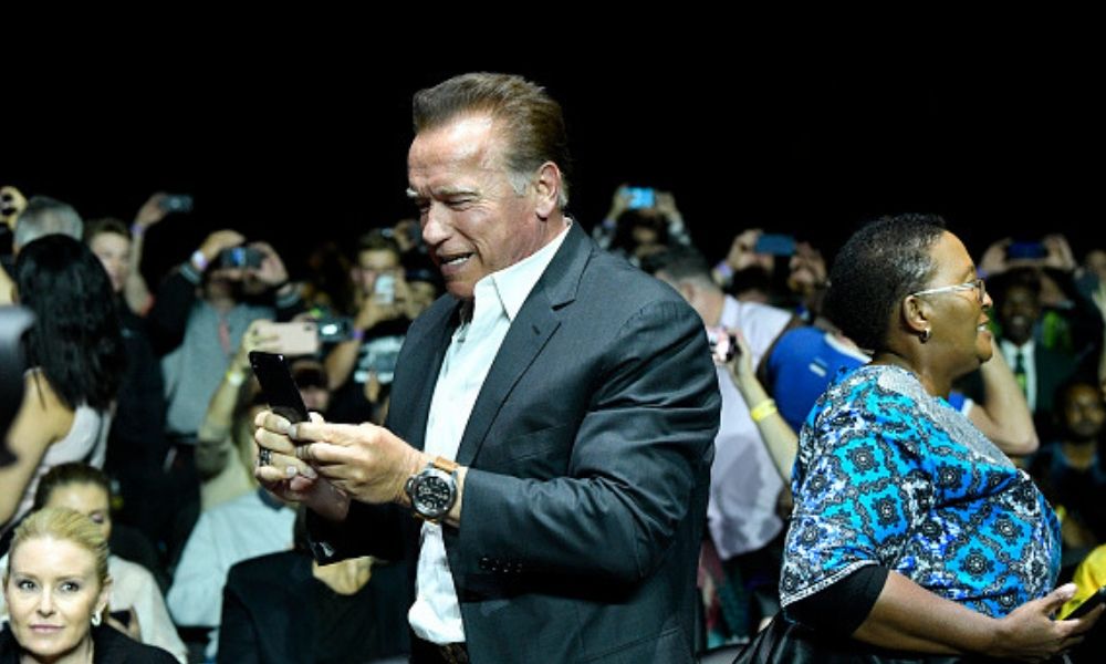 Atacan a Arnold Schwarzenegger