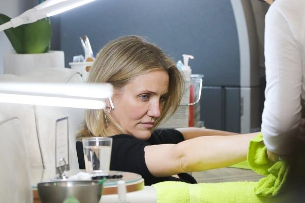Cameron Diaz busca lucir joven sin maquillaje