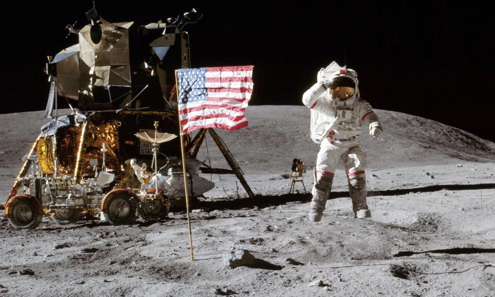 Primera astronauta pisará la Luna