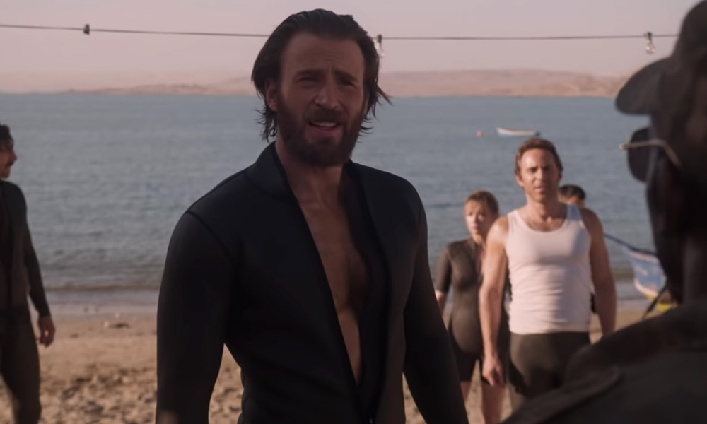 Chris Evans se lució en el primer trailer de ‘The Red Sea Diving Resort’