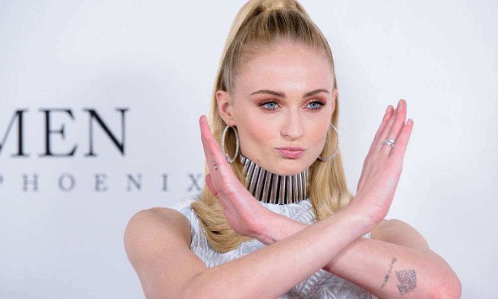 Sophie Turner está harta del Bottle Cap Challenge