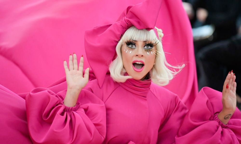 rusos atacan a Lady Gaga (1)
