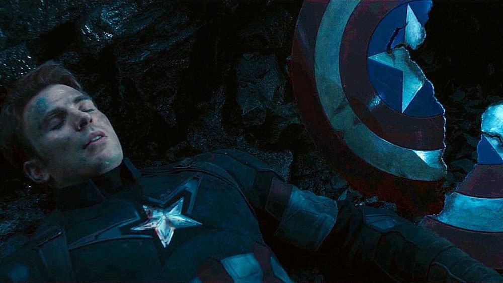 Thanos rompió al escudo del Capitán América