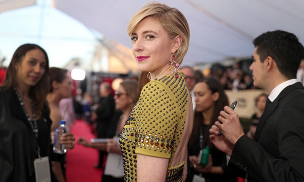 Greta Gerwig será la directora que salve el DCEU