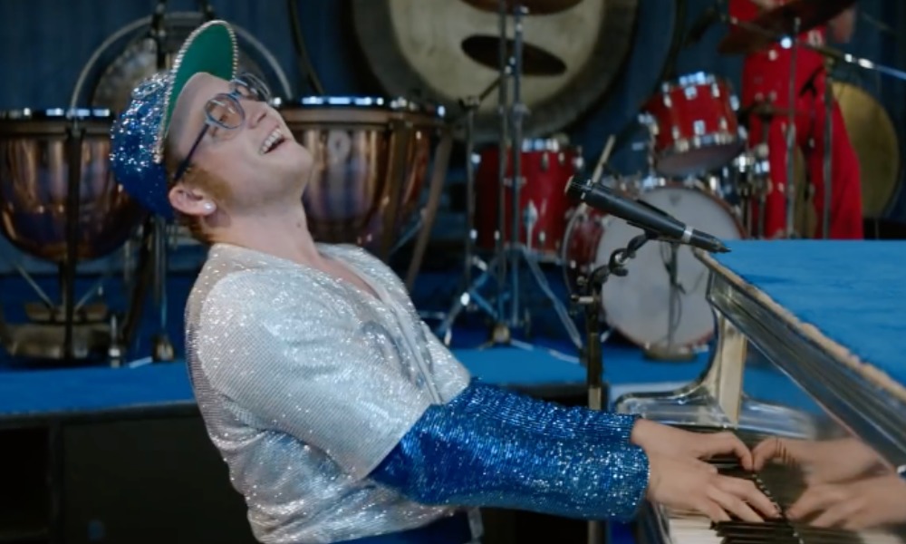 Taron Egerton aprendió a tocar el piano como Elton John