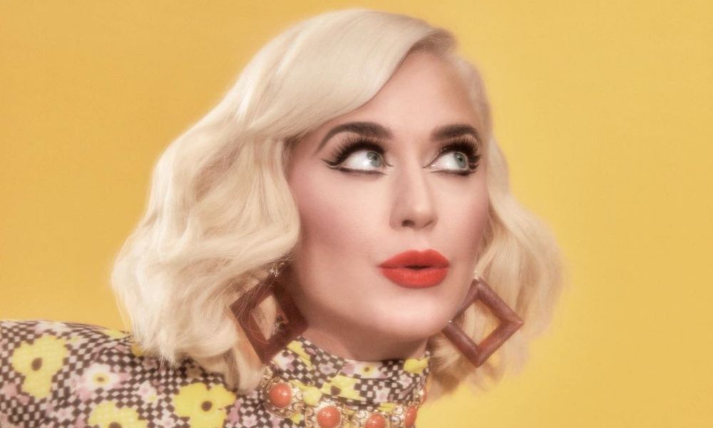 mujer acusa a Katy Perry de acoso sexual