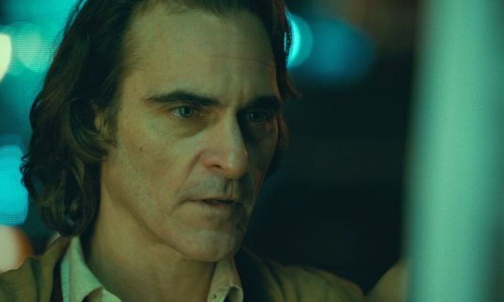 Joaquin Phoenix abandona entrevista