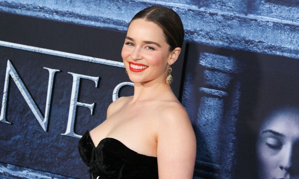 Emilia Clarke como Zatanna en el DCEU