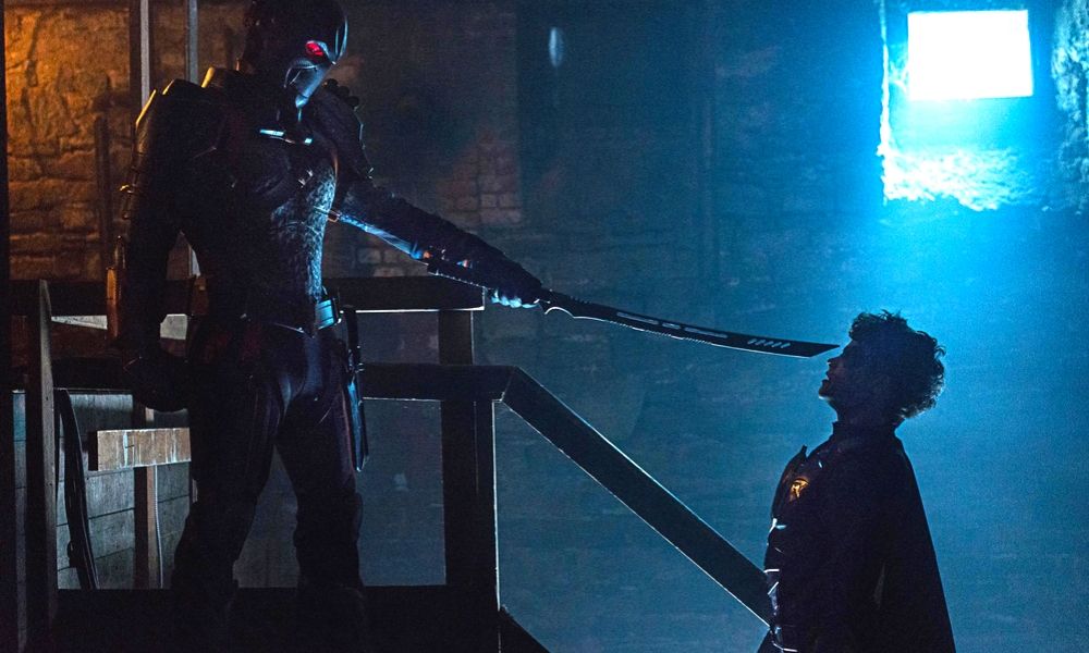 Robin vive o muere en titans