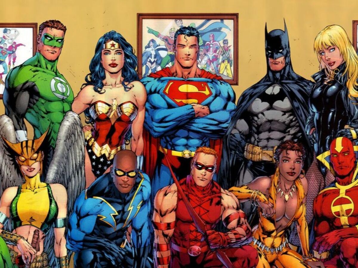 DC presenta nueva línea del tiempo de su universo y al héroe que la inicia