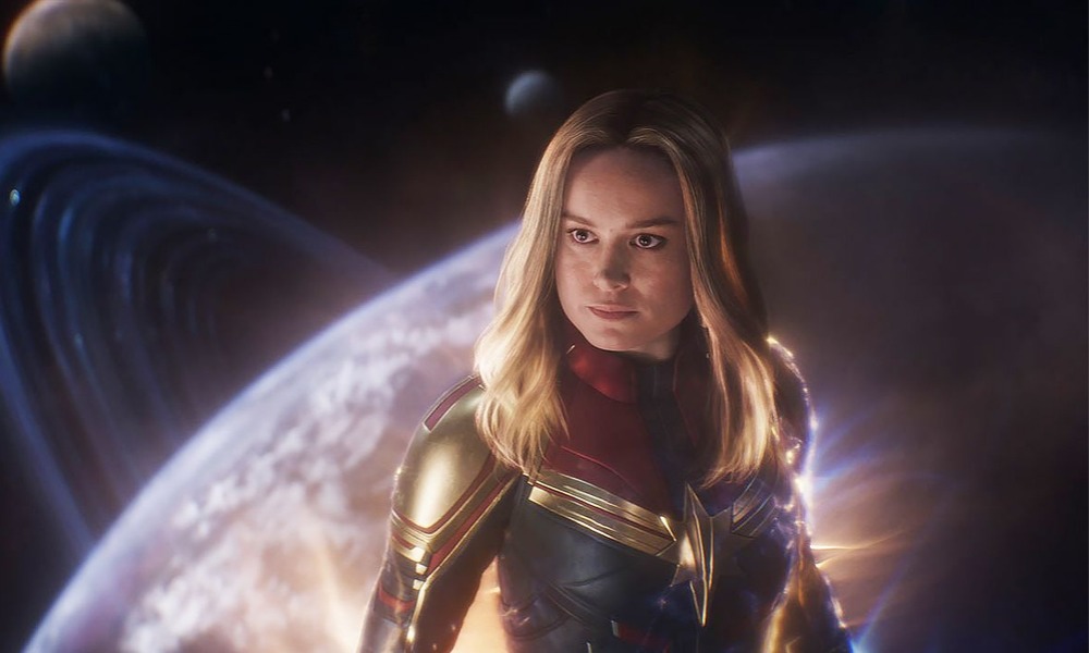 el traje de Captain Marvel de 2023