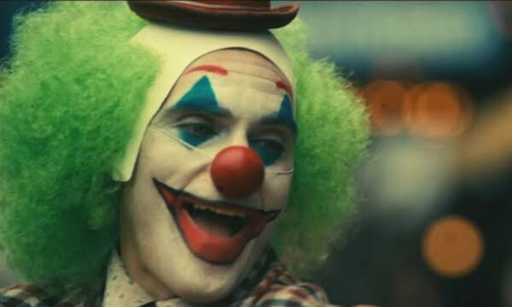 Joker consigue mil millones en taquilla