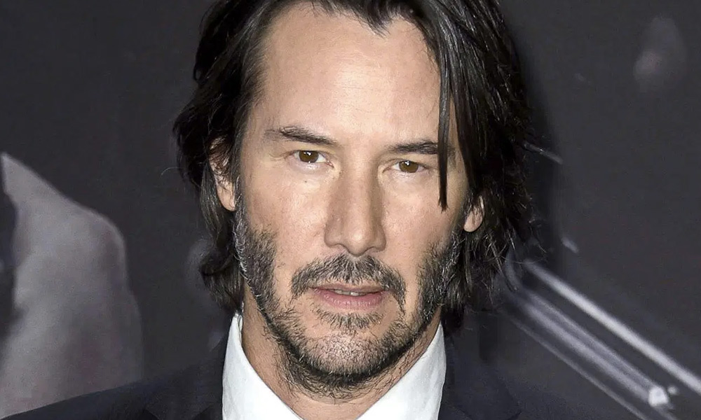 Keanu Reeves como Sith